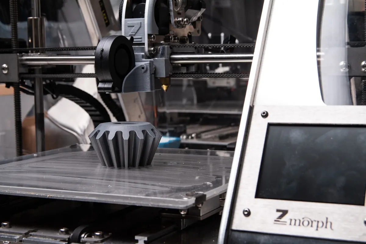 Imprimante 3D et pièce technique en production