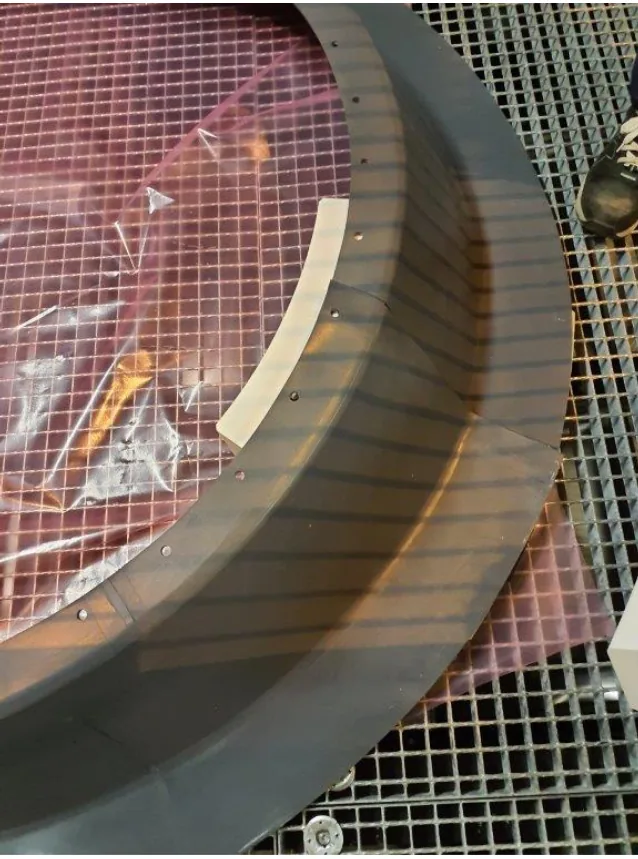 Moules de collage pour un chantier nucléaire — photo 1