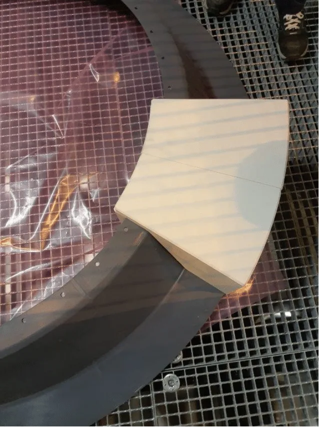 Moules de collage pour un chantier nucléaire — photo 6