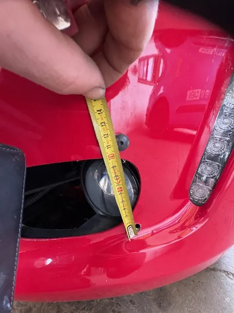 Enjoliveur automobile introuvable, reproduit