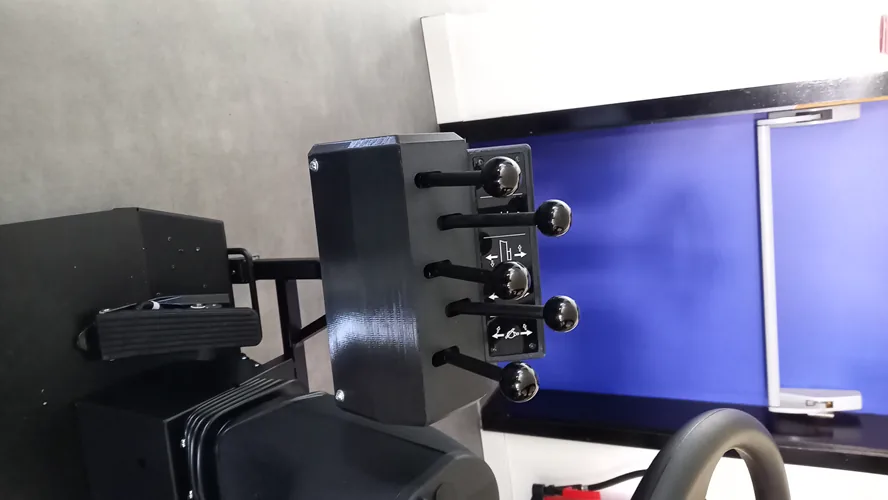 Poste de conduite pour simulateur de niveleuse — photo 2